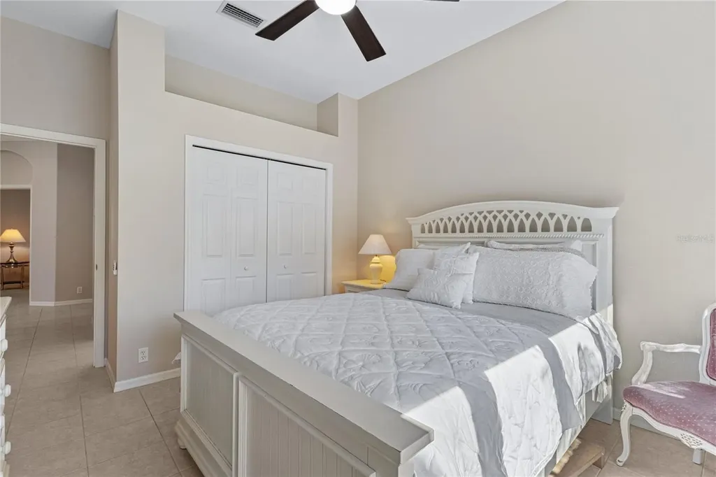 8733 49th Terrace East Bradenton FL 34211