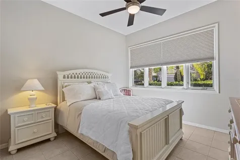 8733 49th Terrace East Bradenton FL 34211