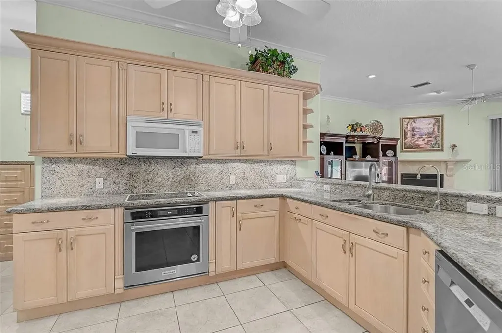 4708 Sweetmeadow Circle Sarasota FL 34238