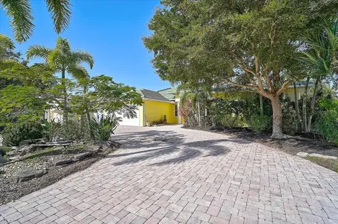 4708 Sweetmeadow Circle Sarasota FL 34238