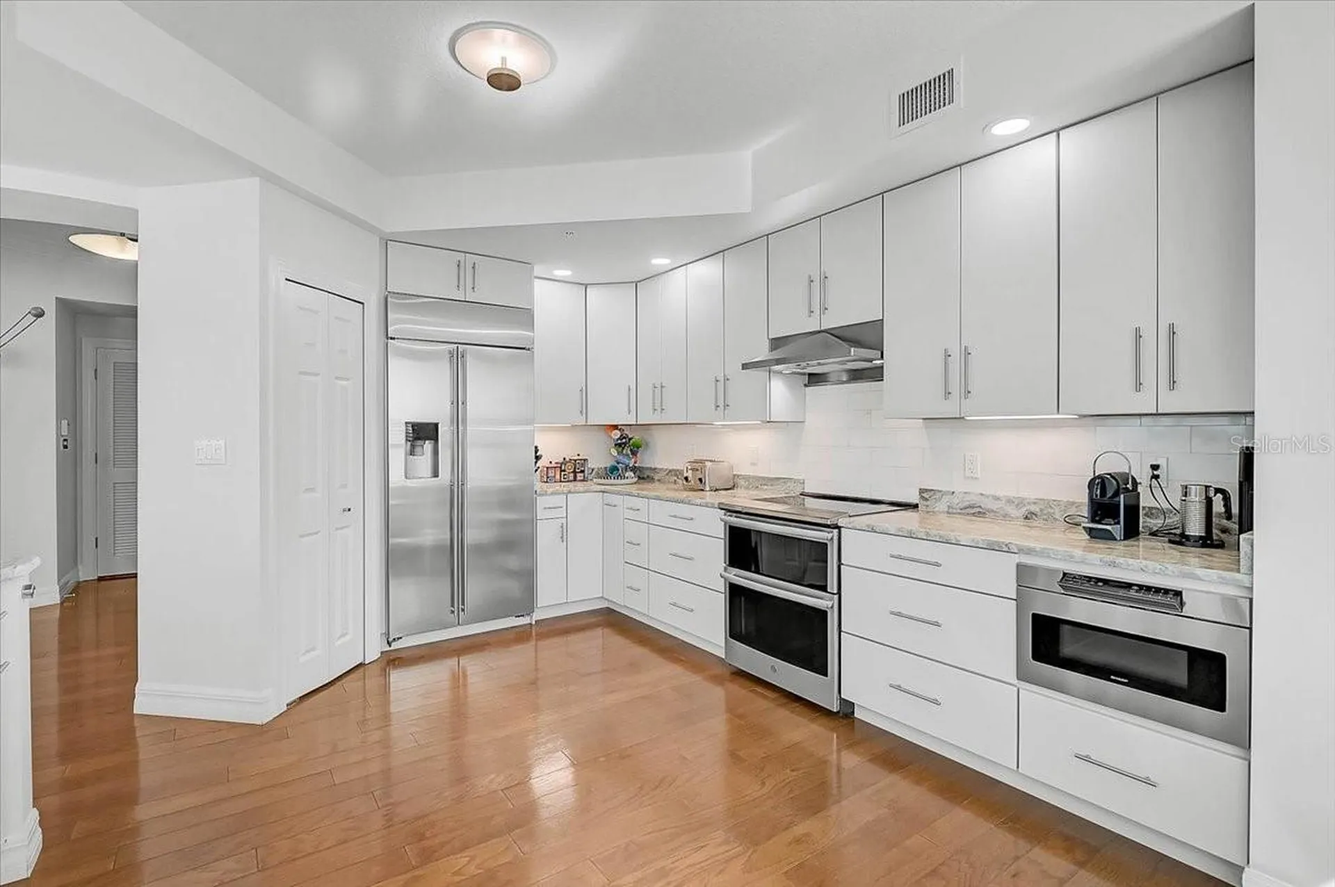 409 N Point Road Osprey FL 34229