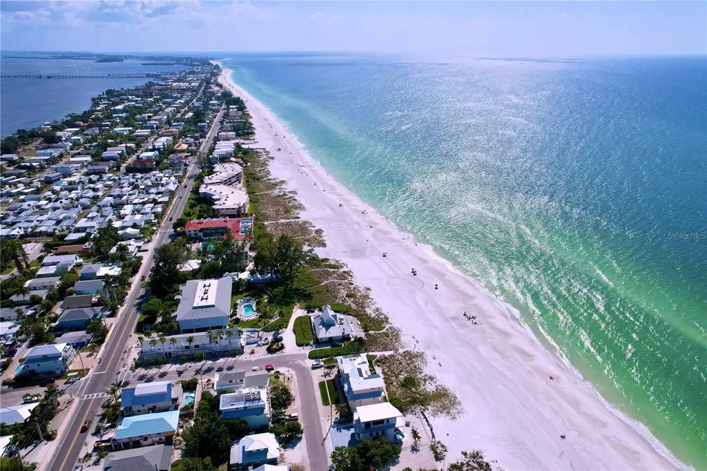 304 29th Street Holmes Beach FL 34217