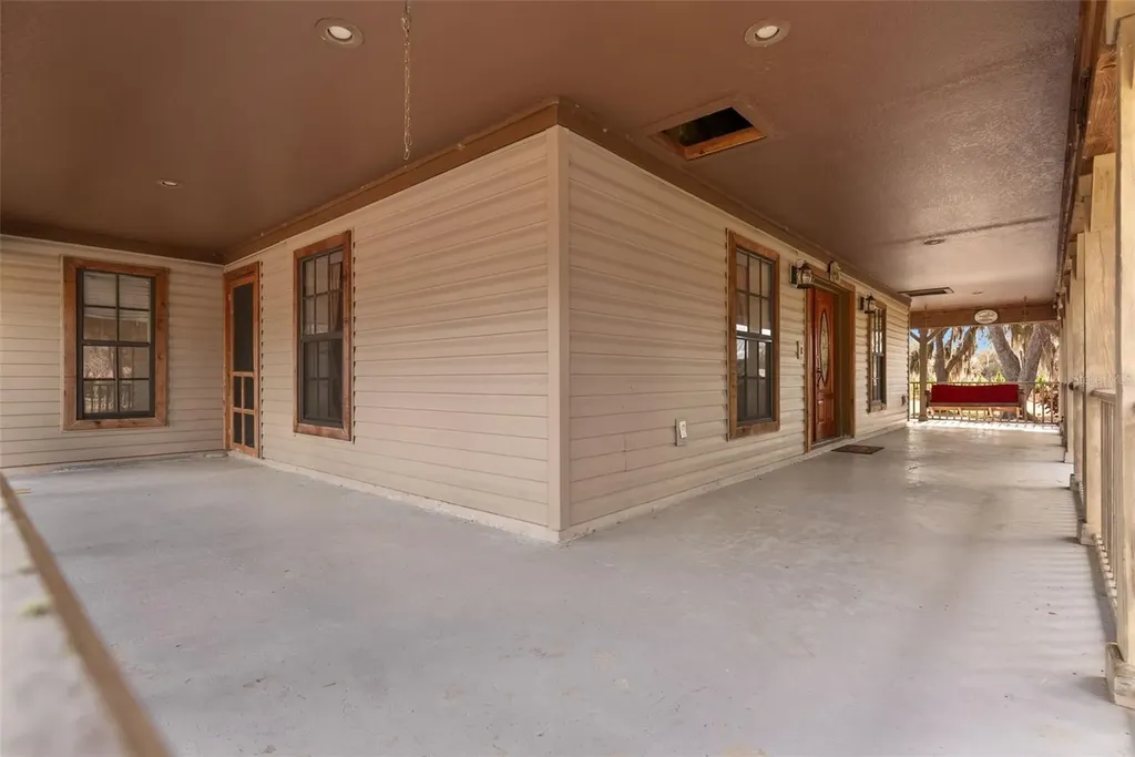 17620 Poyner Road N Polk City FL 33868