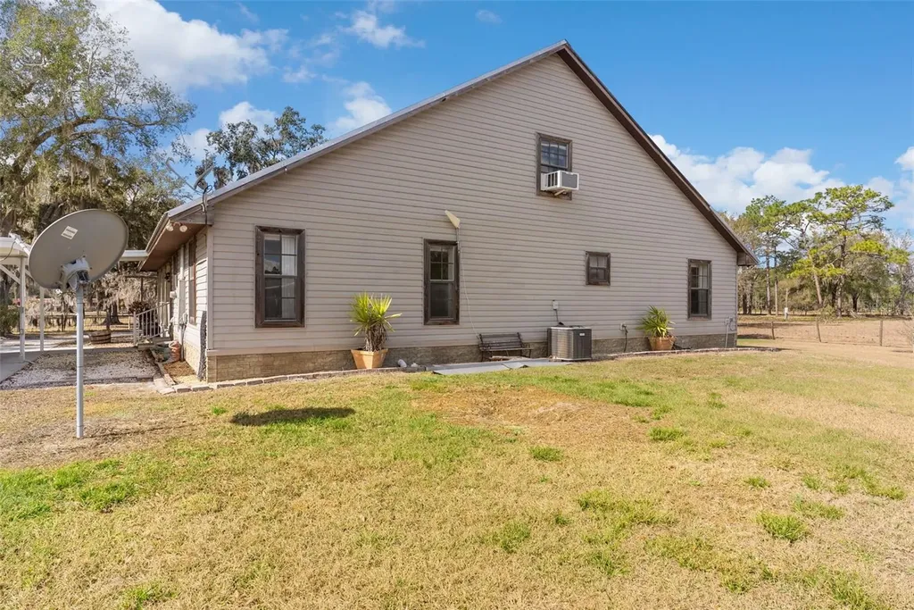 17620 Poyner Road N Polk City FL 33868