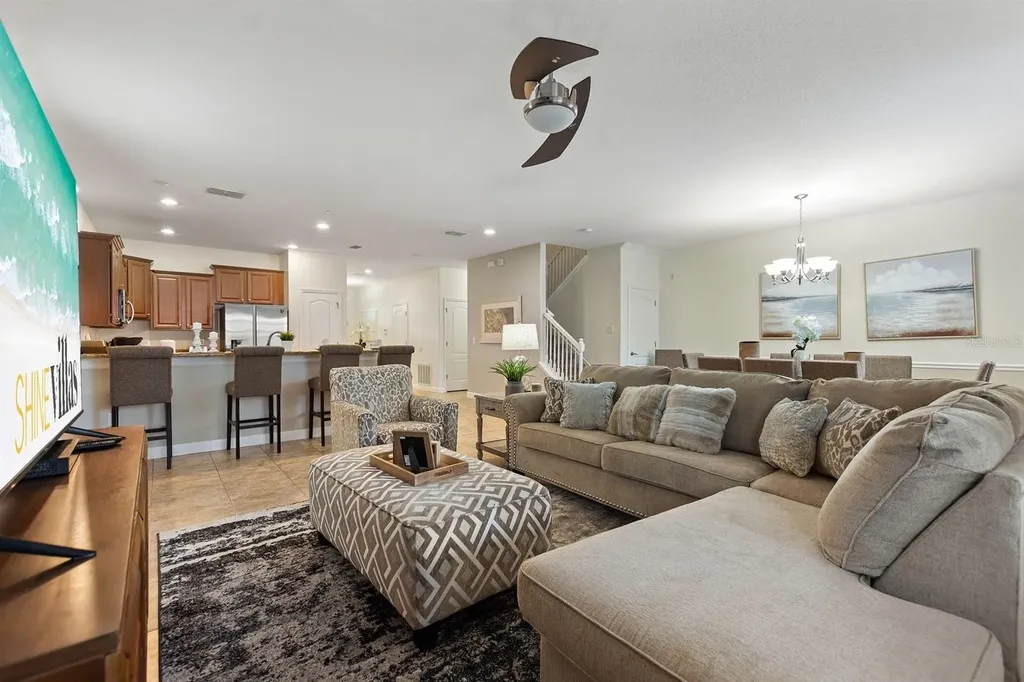 1464 Moon Valley Drive Davenport FL 33896