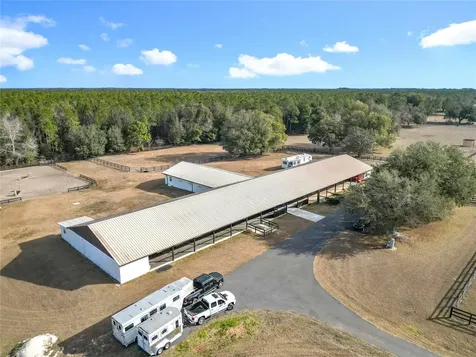 21051 SE 42nd Street Morriston FL 32668