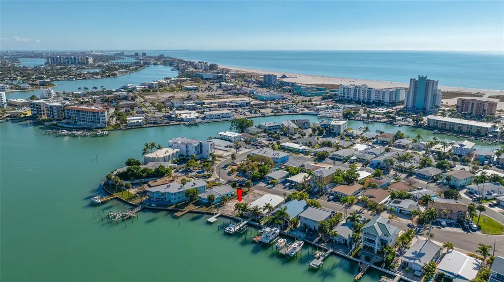 11075 3rd Street E Treasure Island FL 33706