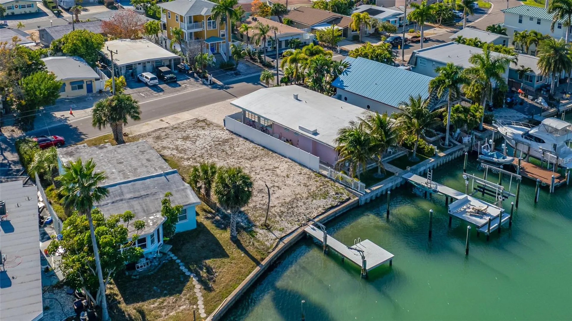 11075 3rd Street E Treasure Island FL 33706