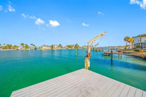11075 3rd Street E Treasure Island FL 33706