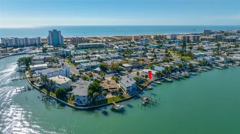 11075 3rd Street E Treasure Island FL 33706