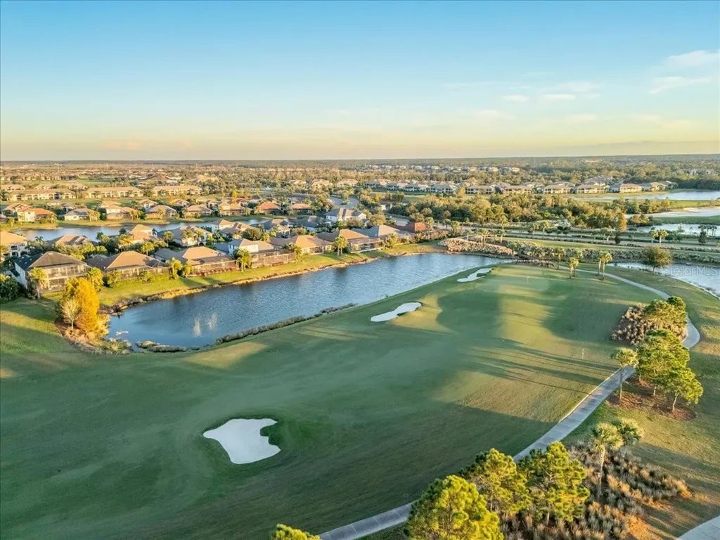 5711 Palmer Circle Bradenton FL 34211