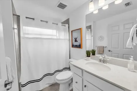 5711 Palmer Circle Bradenton FL 34211