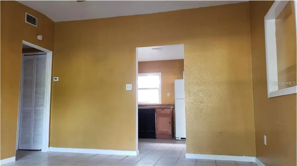 1102 Emeralda Road Orlando FL 32808