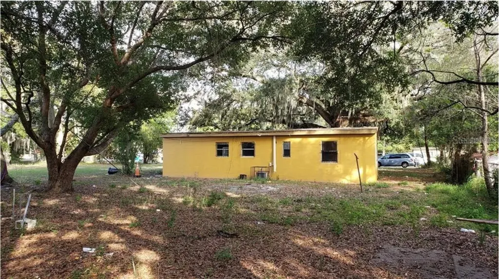 1102 Emeralda Road Orlando FL 32808