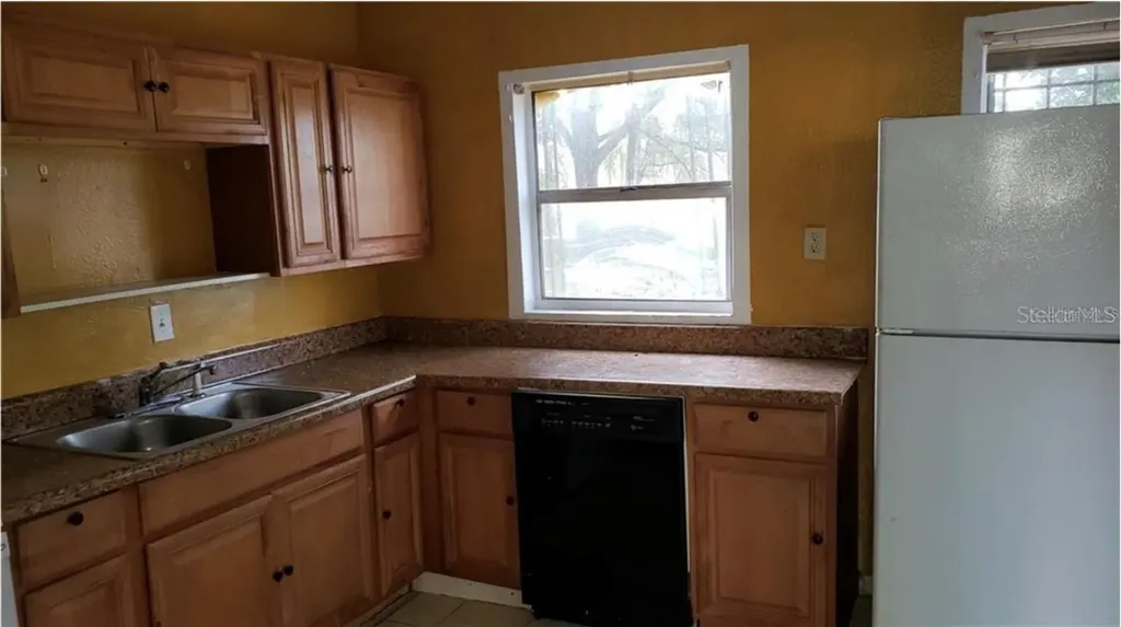 1102 Emeralda Road Orlando FL 32808