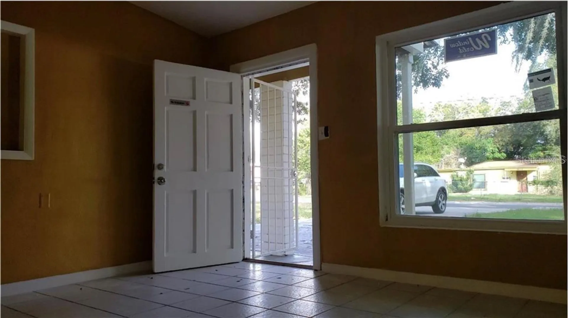 1102 Emeralda Road Orlando FL 32808