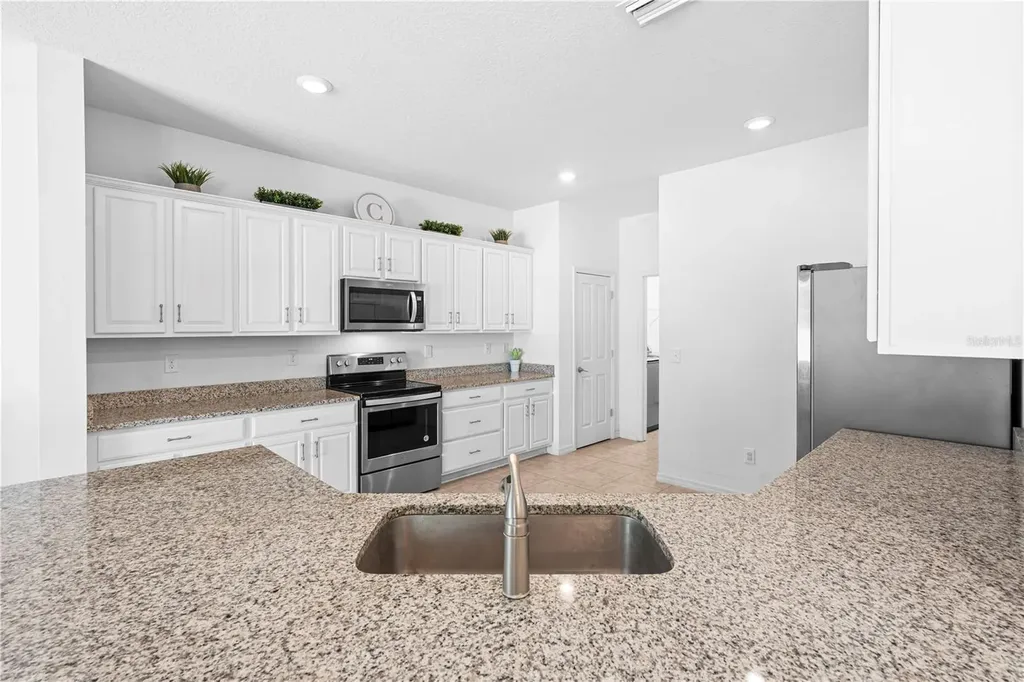 7612 Sunshine Bridge Avenue Gibsonton FL 33534