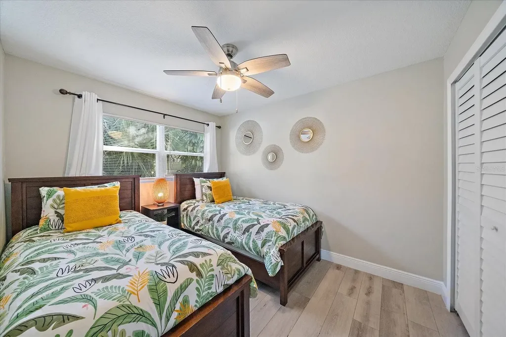 3710 Iroquois Avenue Sarasota FL 34234
