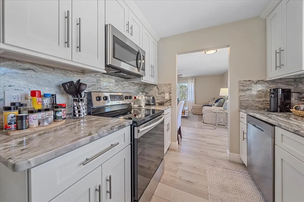 3710 Iroquois Avenue Sarasota FL 34234