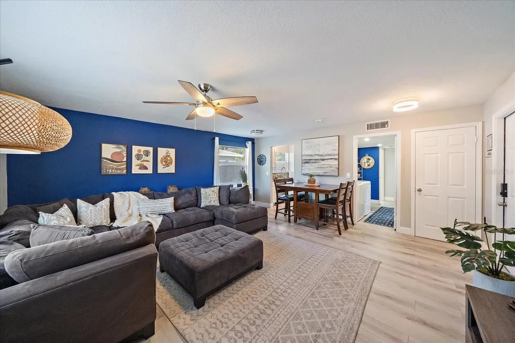 3710 Iroquois Avenue Sarasota FL 34234