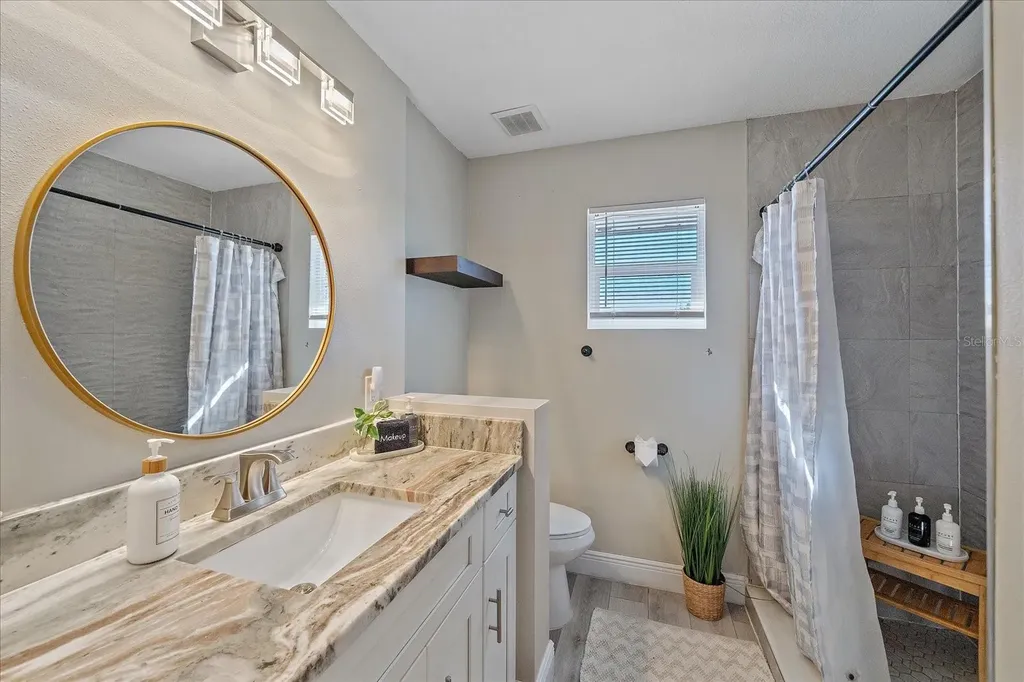 3710 Iroquois Avenue Sarasota FL 34234