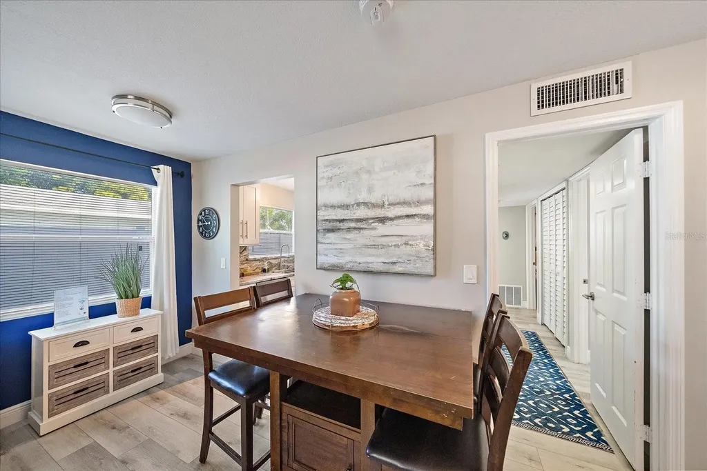 3710 Iroquois Avenue Sarasota FL 34234