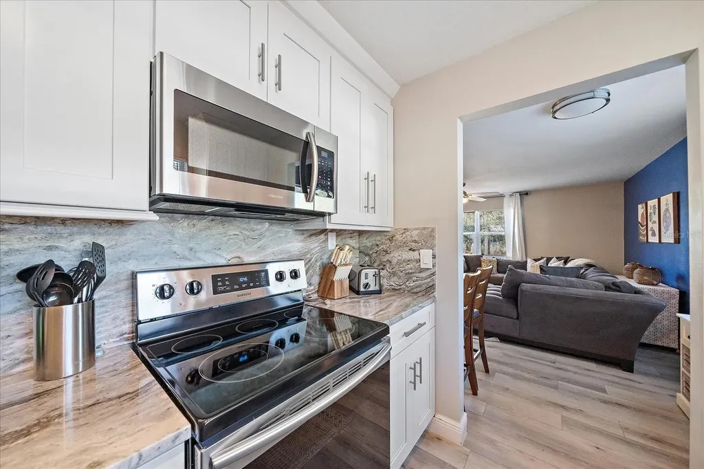 3710 Iroquois Avenue Sarasota FL 34234
