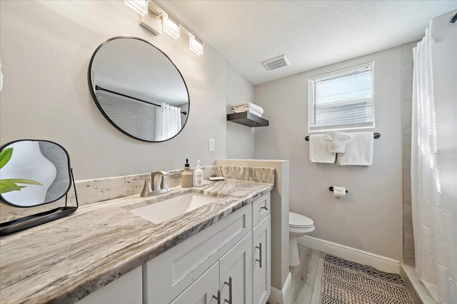 3710 Iroquois Avenue Sarasota FL 34234