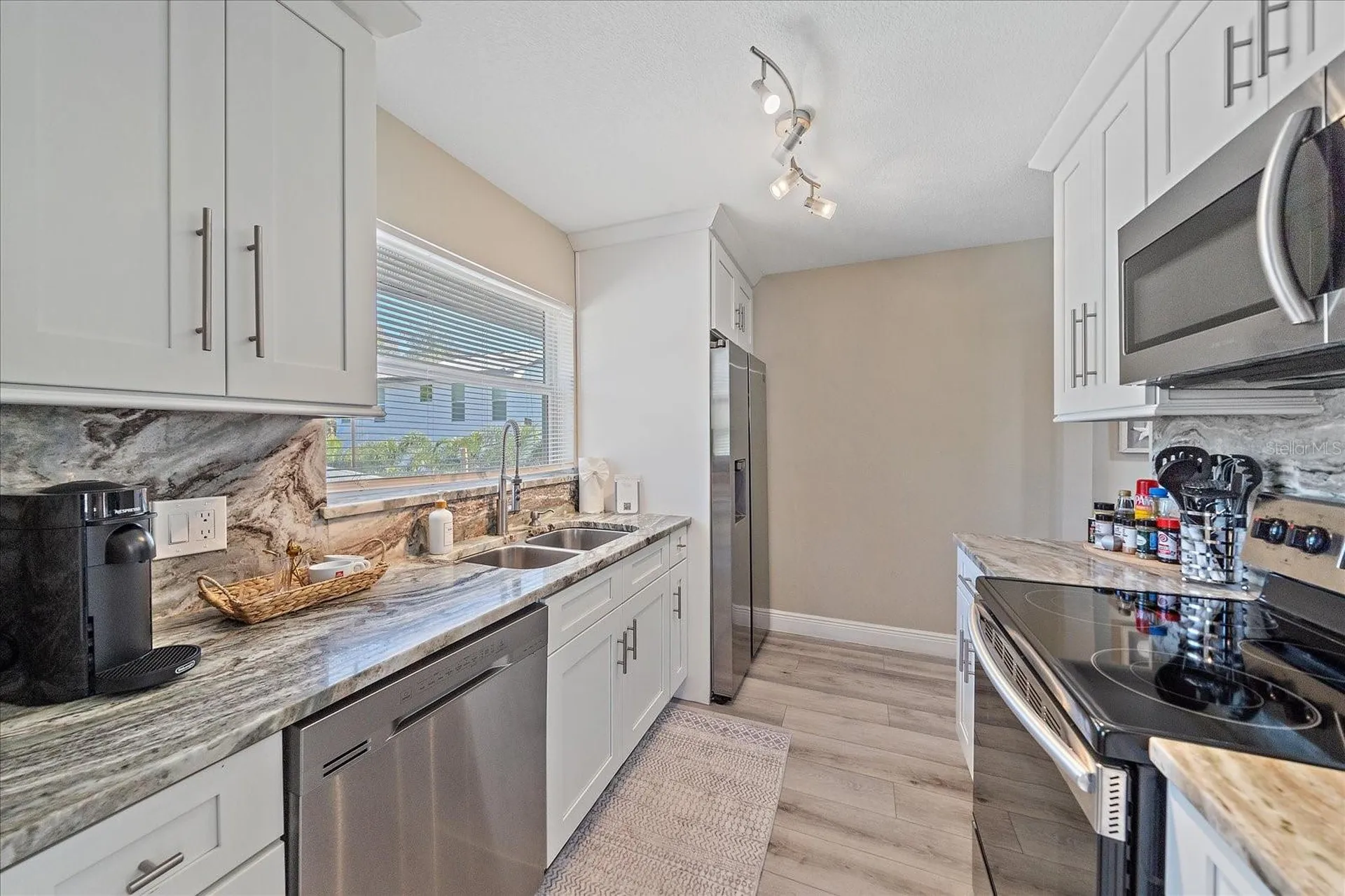 3710 Iroquois Avenue Sarasota FL 34234