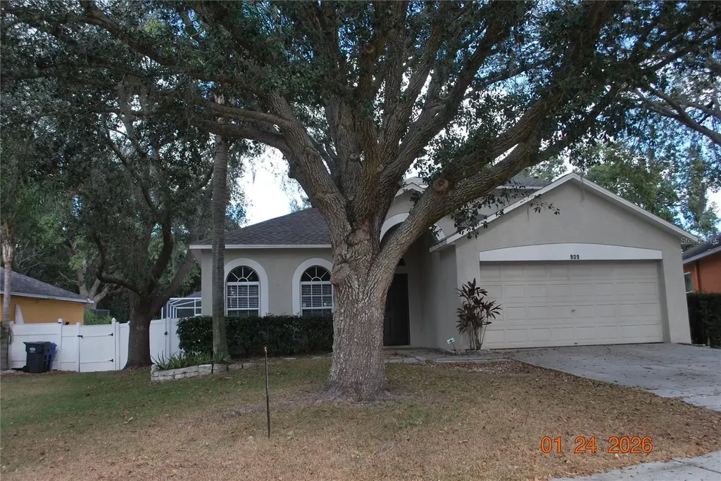 909 Grand Canyon Drive Valrico FL 33594