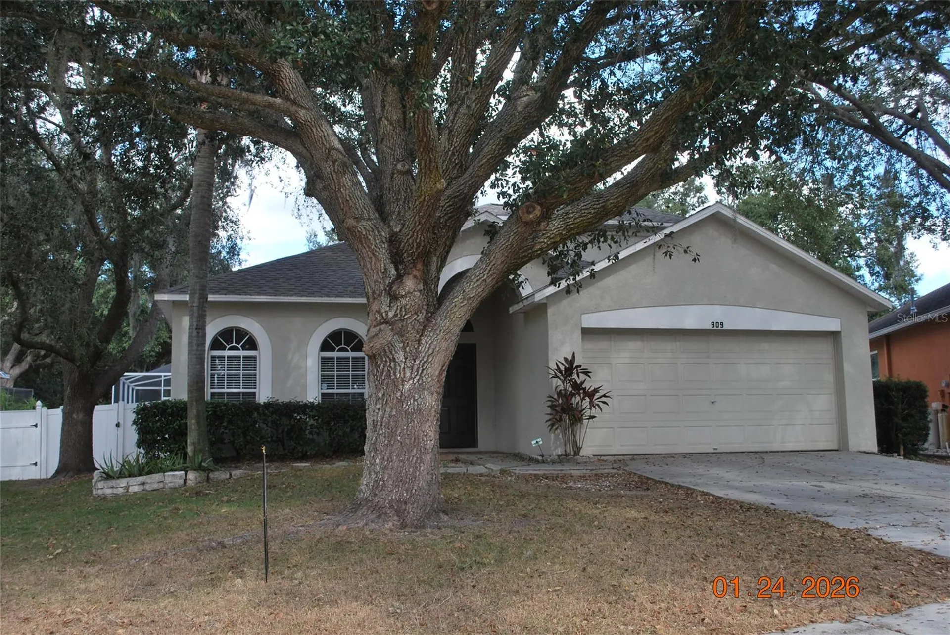 909 Grand Canyon Drive Valrico FL 33594