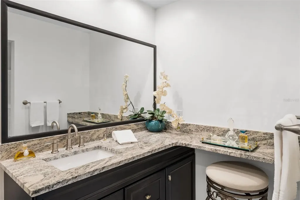 5300 Bayshore Boulevard Tampa FL 33611