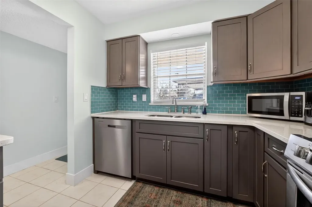 1640 Juno Trail Astor FL 32102
