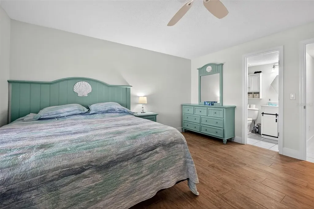 1640 Juno Trail Astor FL 32102