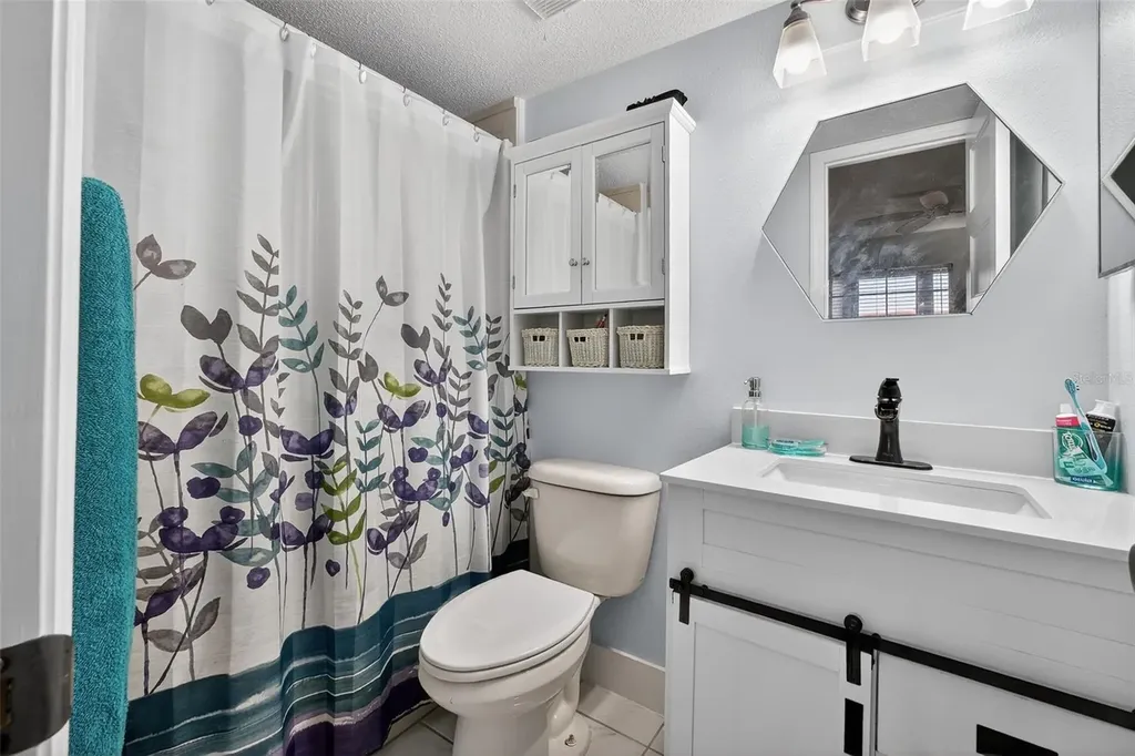 1640 Juno Trail Astor FL 32102