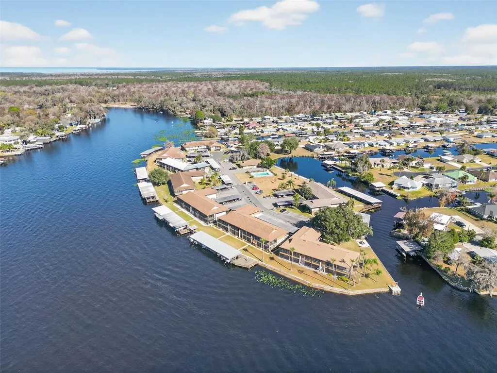 1640 Juno Trail Astor FL 32102