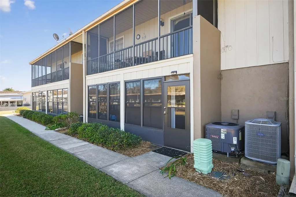 1640 Juno Trail Astor FL 32102