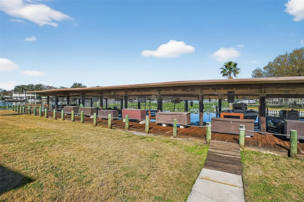 1640 Juno Trail Astor FL 32102