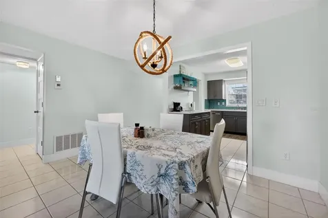 1640 Juno Trail Astor FL 32102