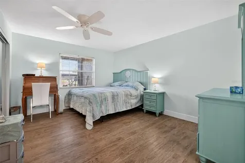 1640 Juno Trail Astor FL 32102