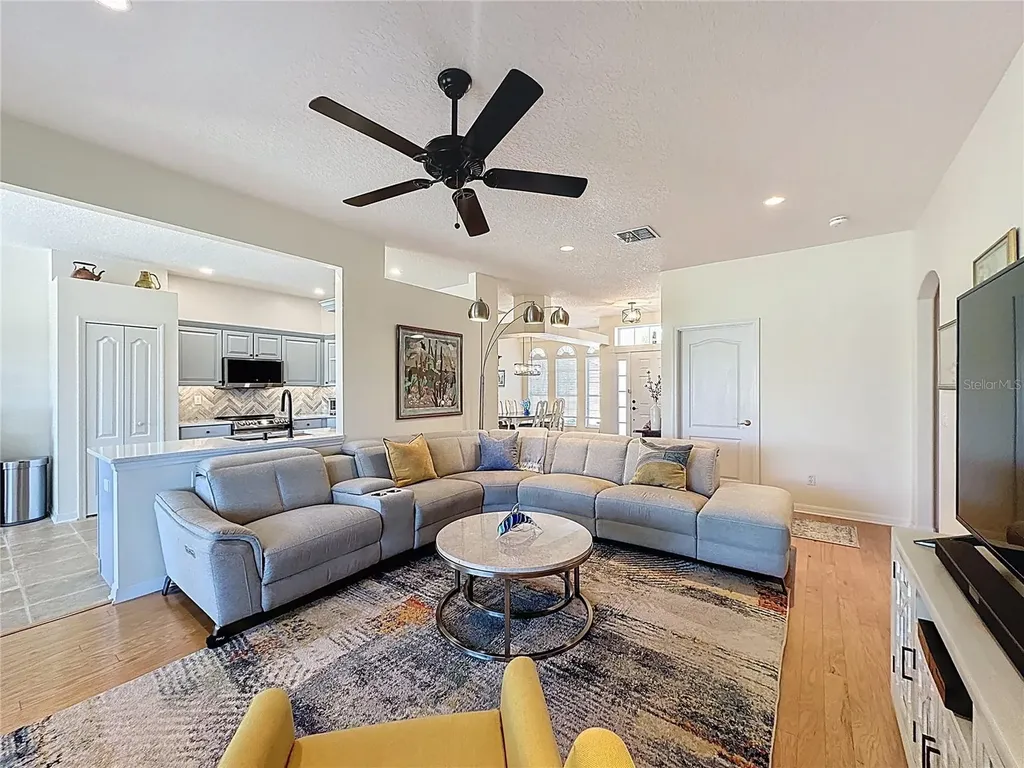 3842 Avon Court Clermont FL 34711