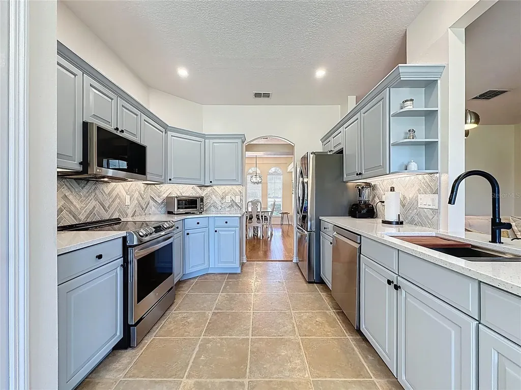 3842 Avon Court Clermont FL 34711