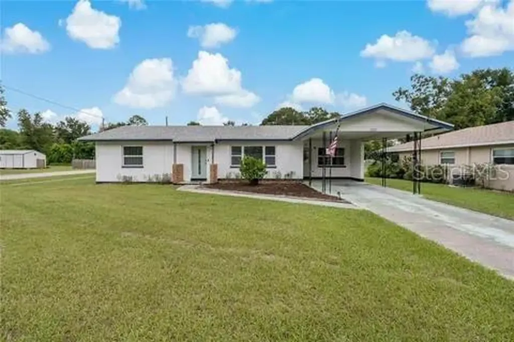 2285 Avenue C SW Winter Haven FL 33880