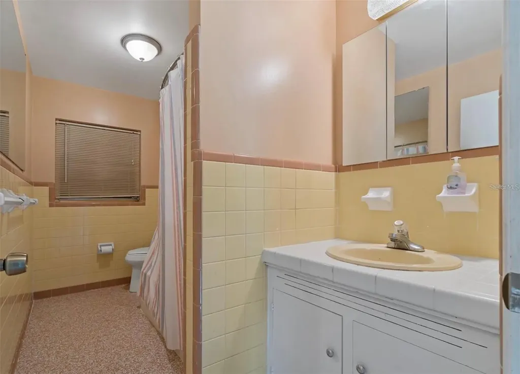 2285 Avenue C SW Winter Haven FL 33880