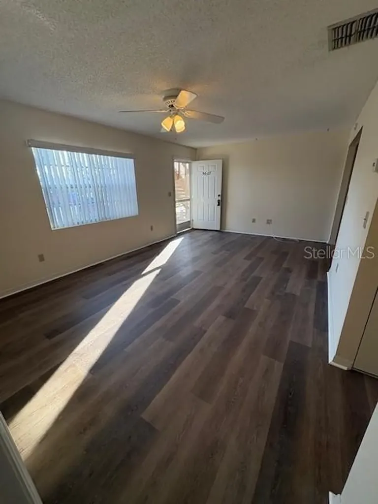 5607 67th Avenue N Pinellas Park FL 33781