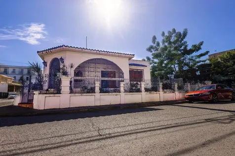 70 Calle Del Bosque Mayaguez PR 00680