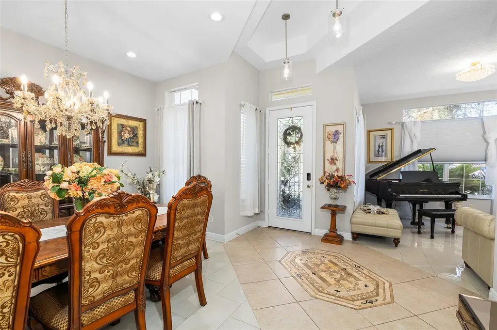 5018 River Gem Avenue Windermere FL 34786