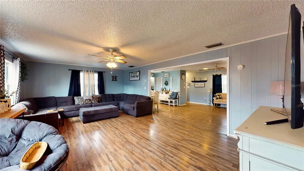 400 Wilson Street NE Fort Meade FL 33841