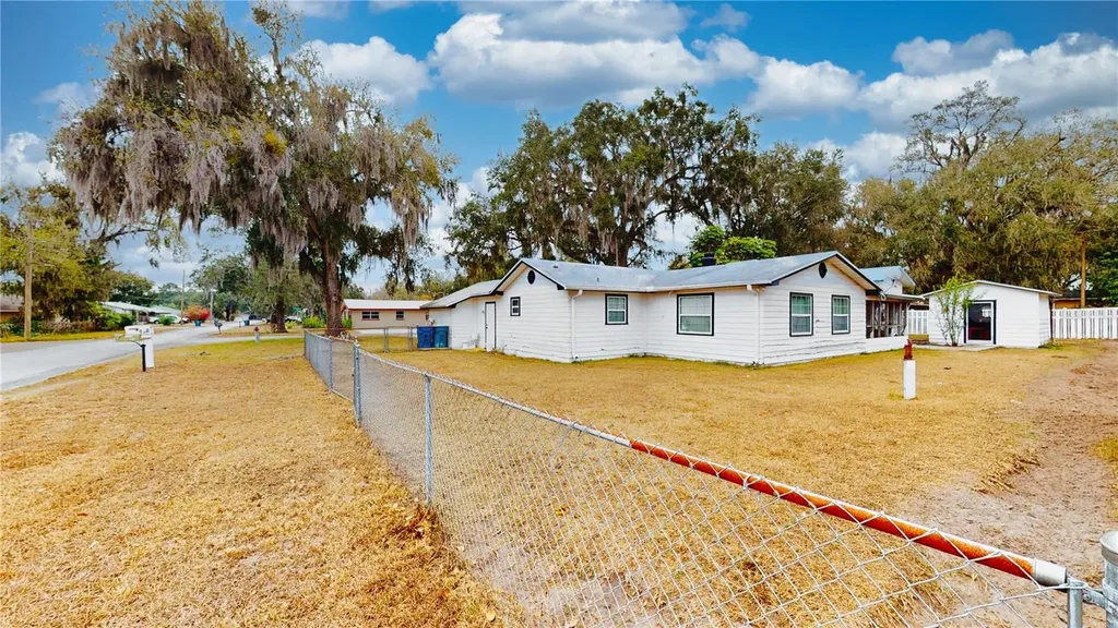 400 Wilson Street NE Fort Meade FL 33841