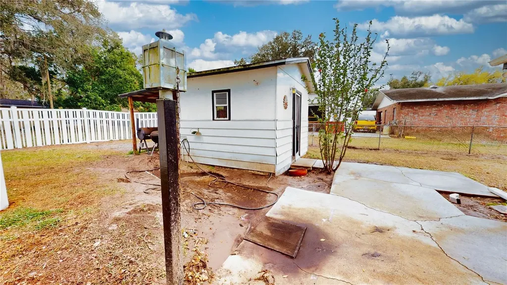 400 Wilson Street NE Fort Meade FL 33841